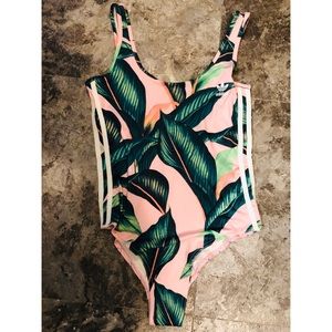 Adidas Swim/Body Suit (M)
